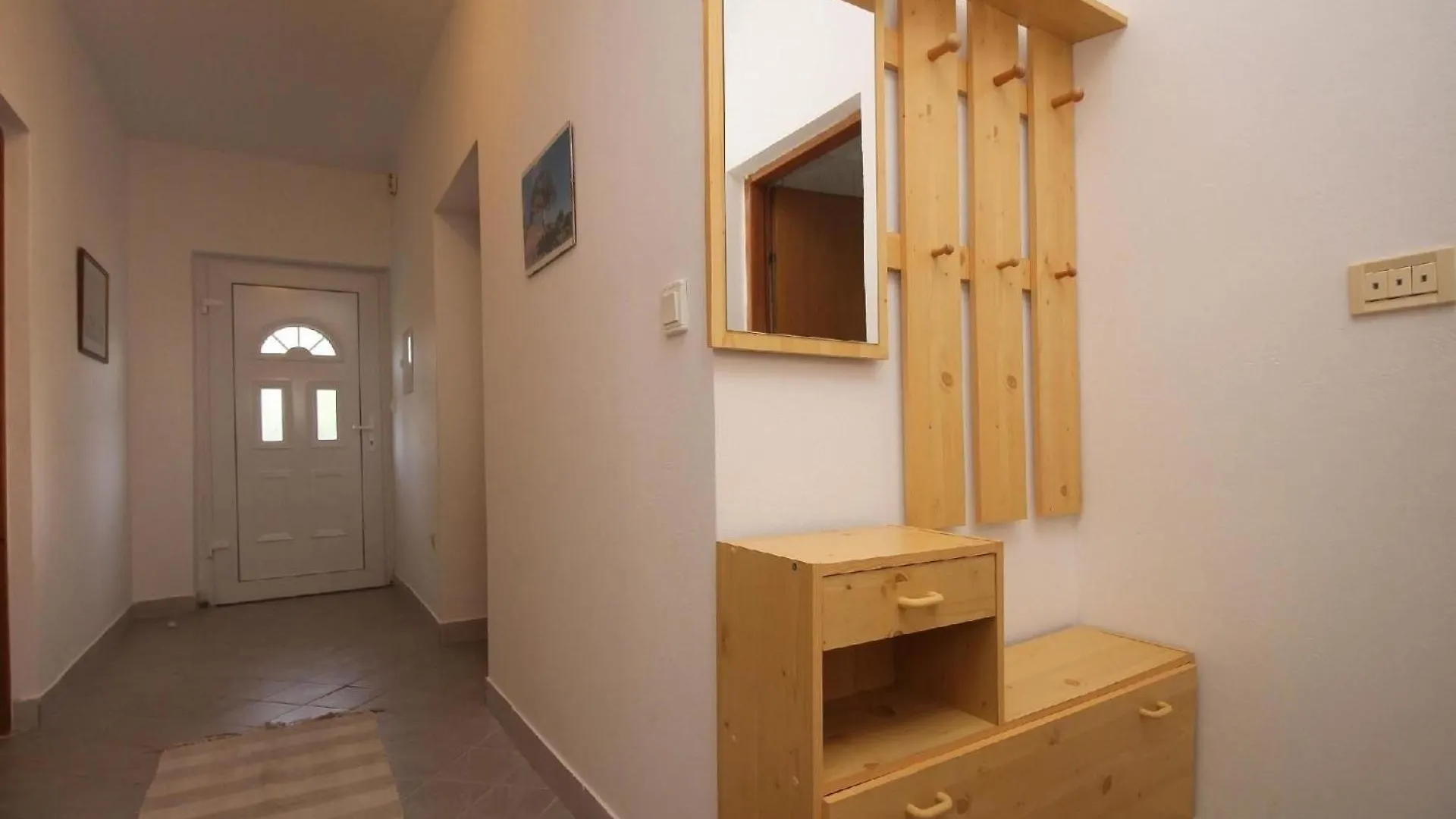 Ferienwohnung Fuer 5 Personen Ca 58 M In Silo, Adriakueste Kroatien Kroatische Inseln Silo (Krk)